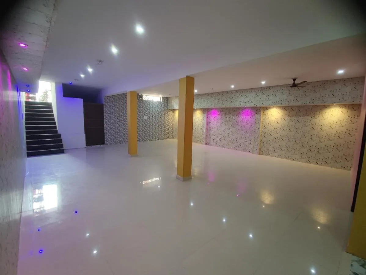 Kashi Nest Homestay فاراناسي 0*,  الهند