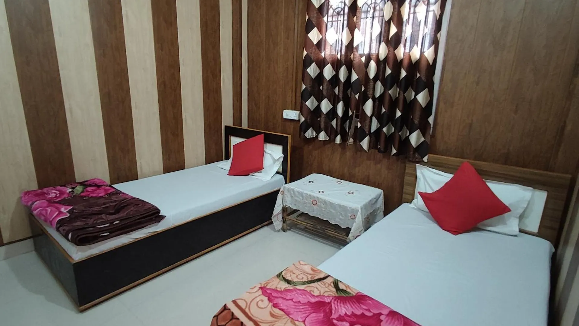 Kashi Nest Homestay فاراناسي